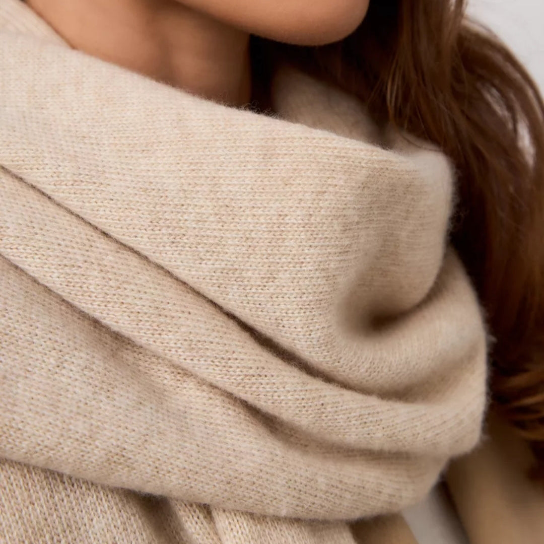 Winter merino wool women Knit scarf