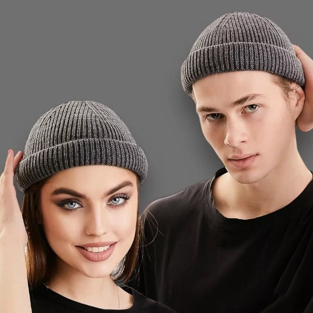 Ribbed unisex winter wool hat