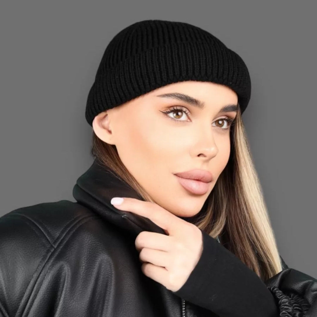 Ribbed unisex winter wool hat