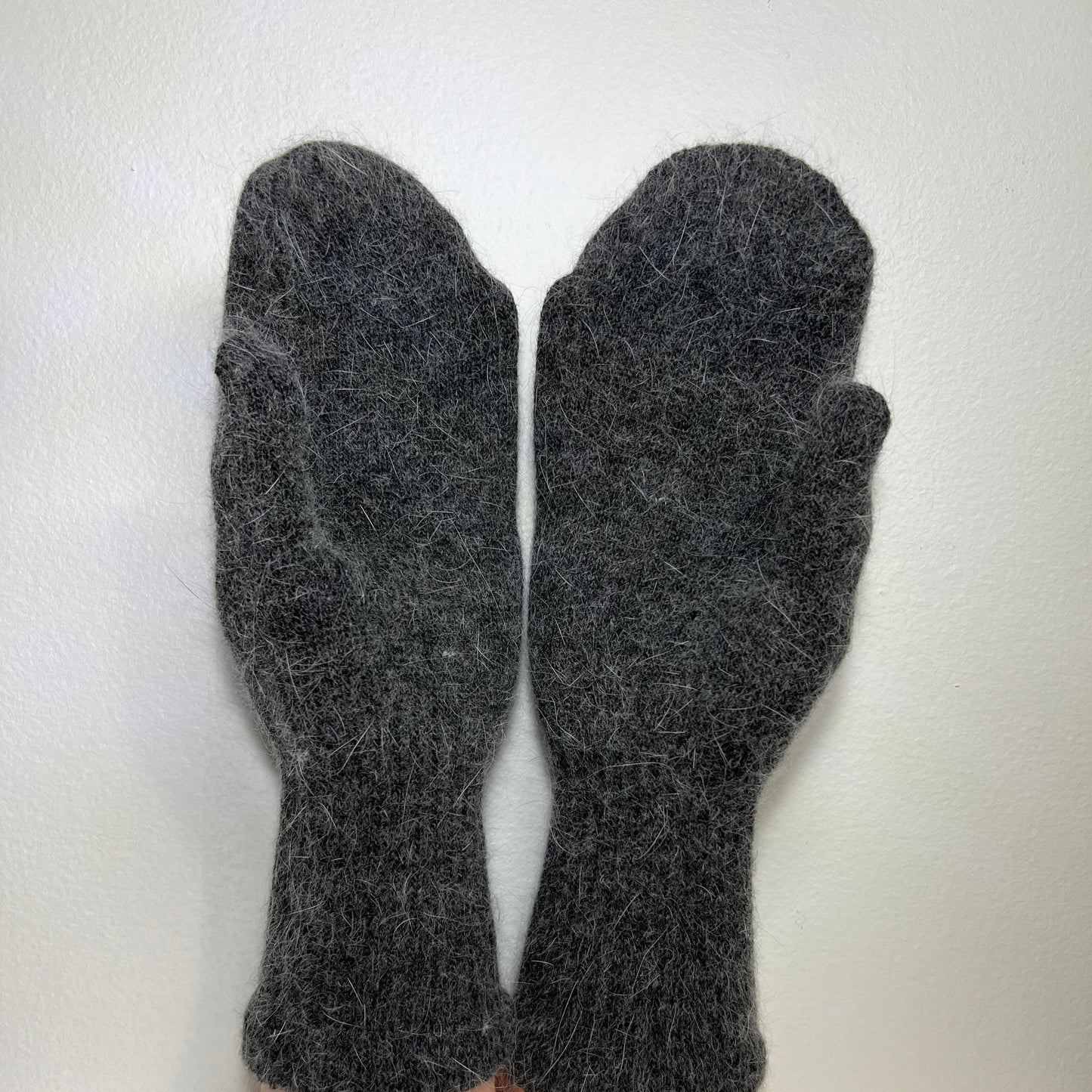 Angora Mittens Dark Gray Women medium size