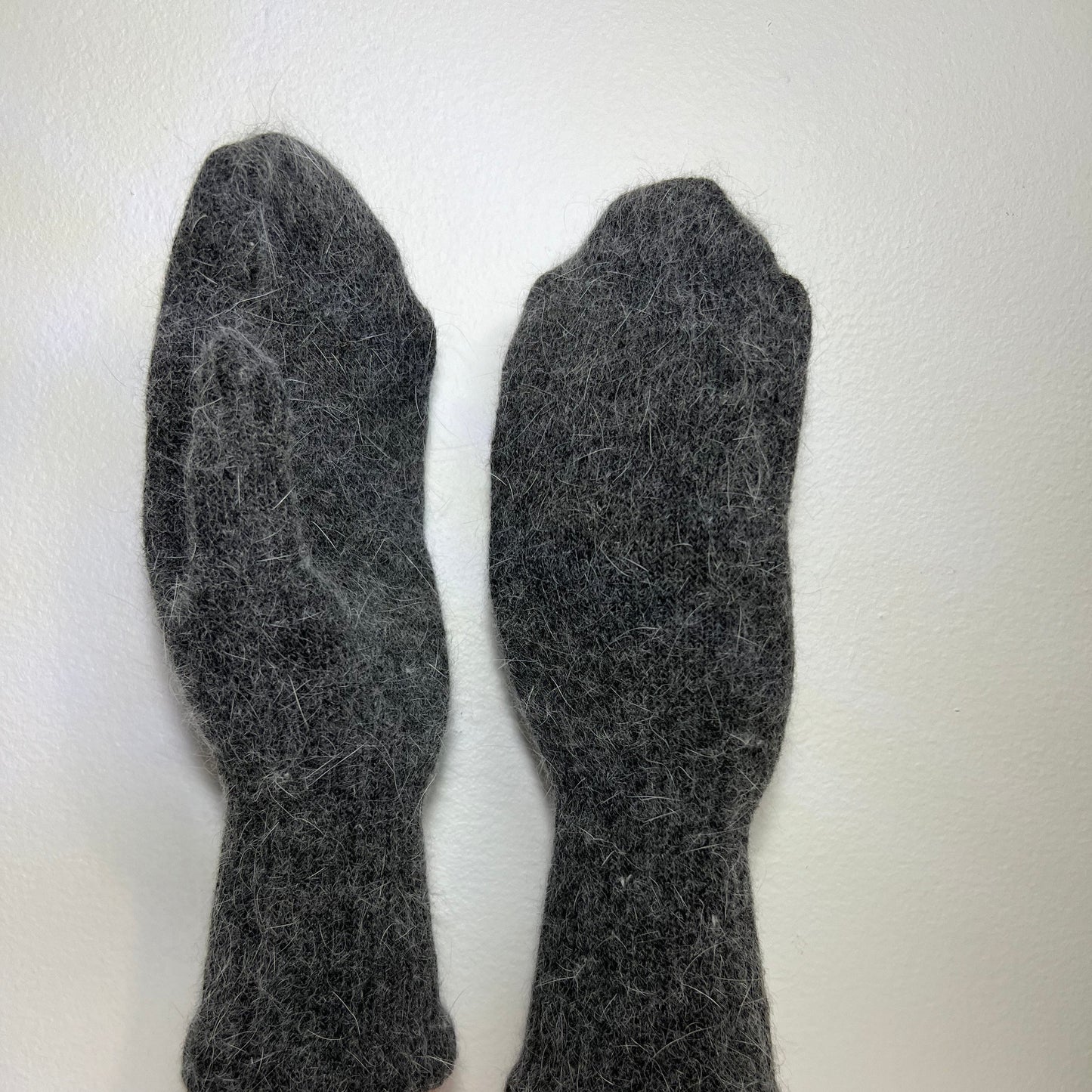 Angora Mittens Dark Gray Women medium size