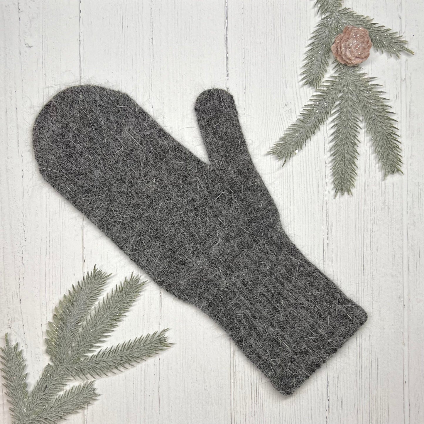 Angora Mittens Dark Gray Women medium size
