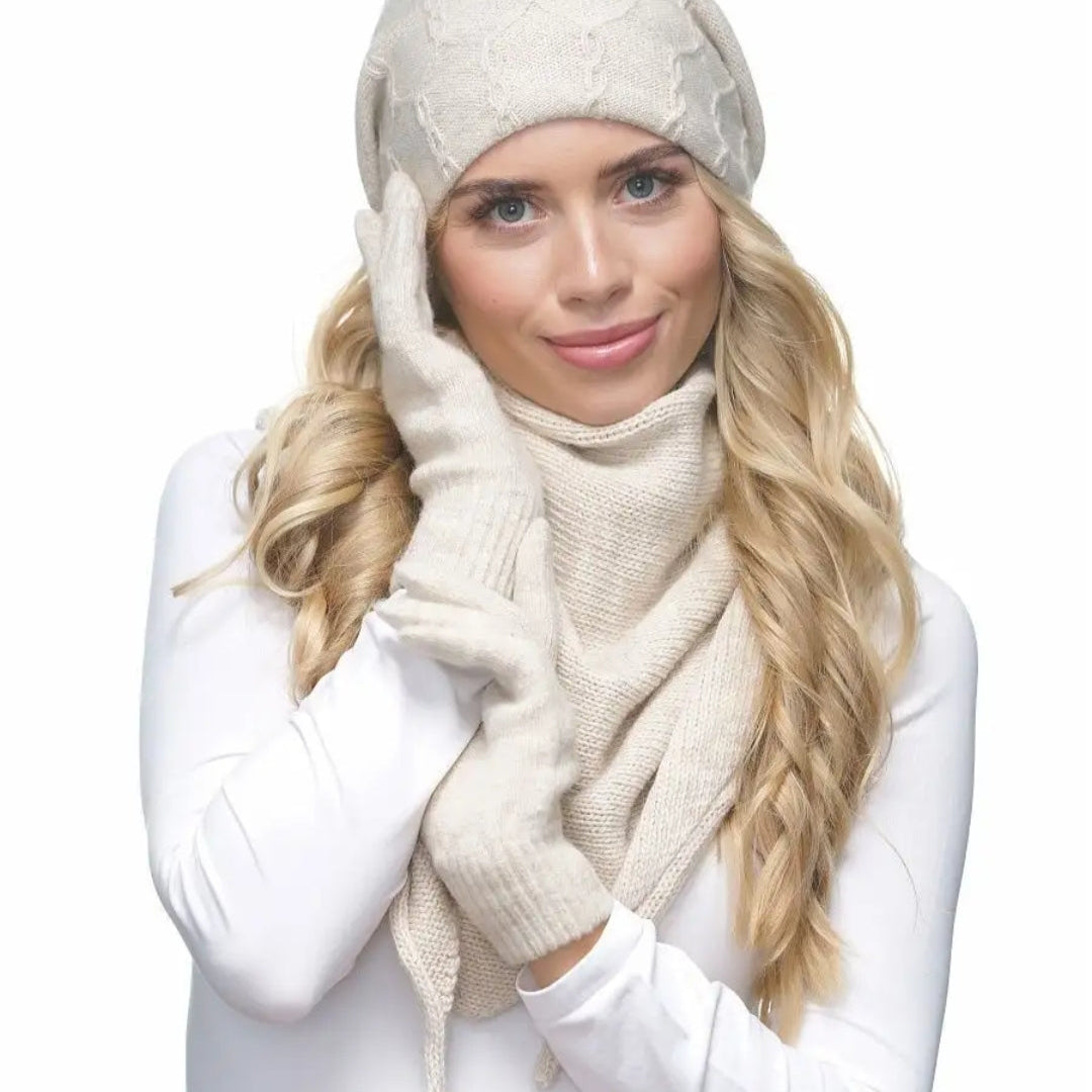 Gloves for women Merino wool color milk