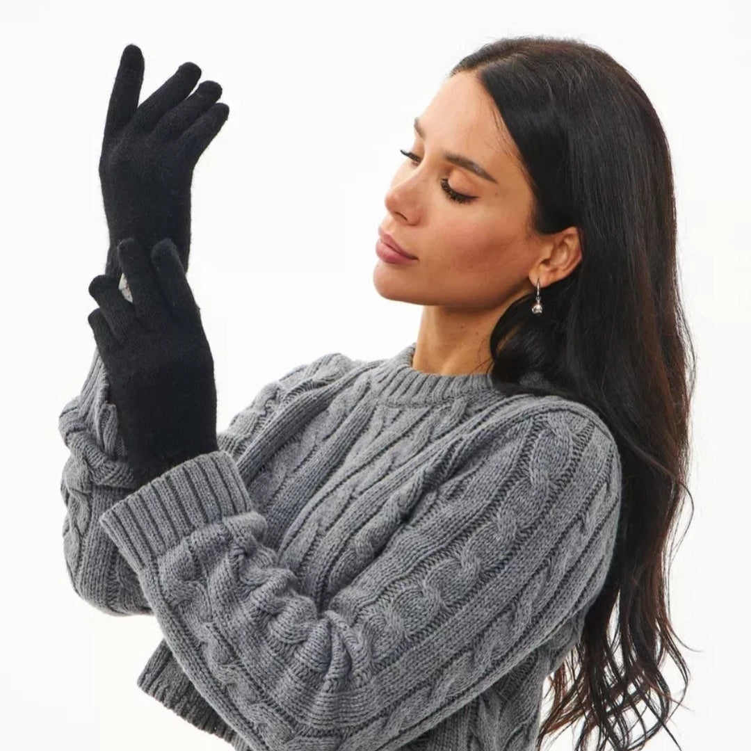 Gloves for women Merino wool color black
