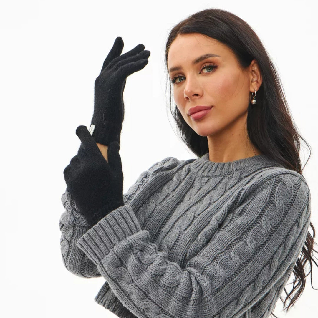 Gloves for women Merino wool color black