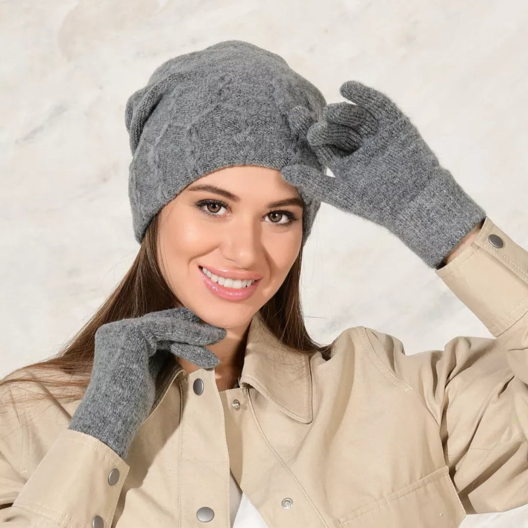 Angora Gloves Dark Gray Women medium size