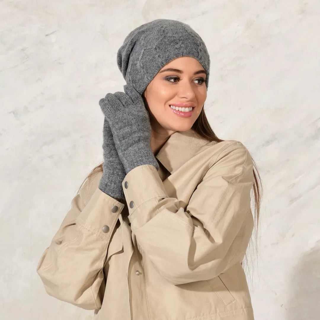 Angora Gloves Dark Gray Women medium size
