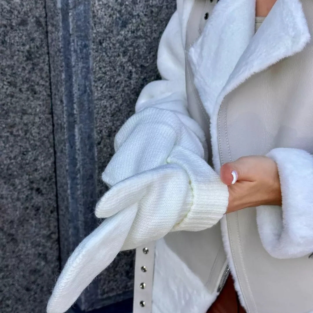 Women's knitted mittens with soft fleece
