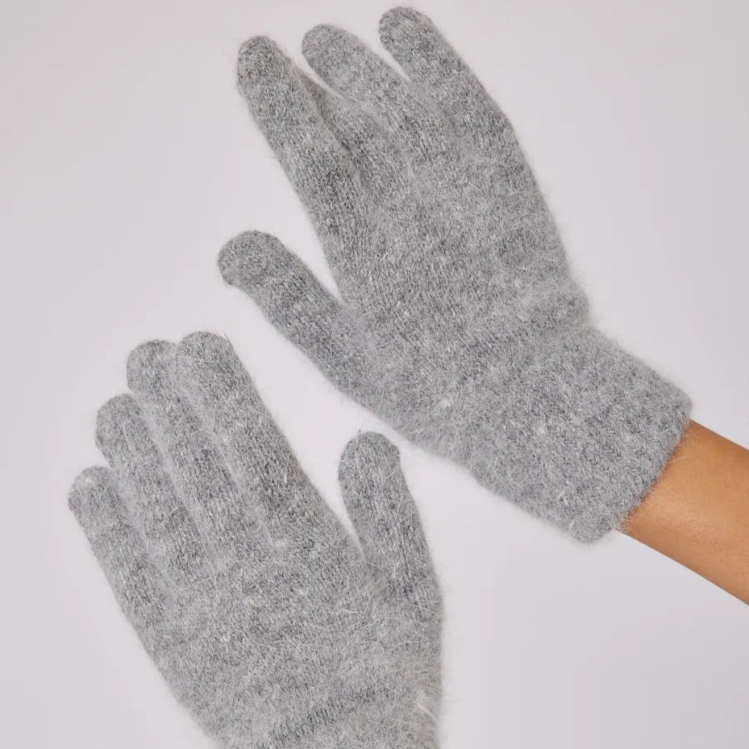 Angora Gloves Gray Women medium size