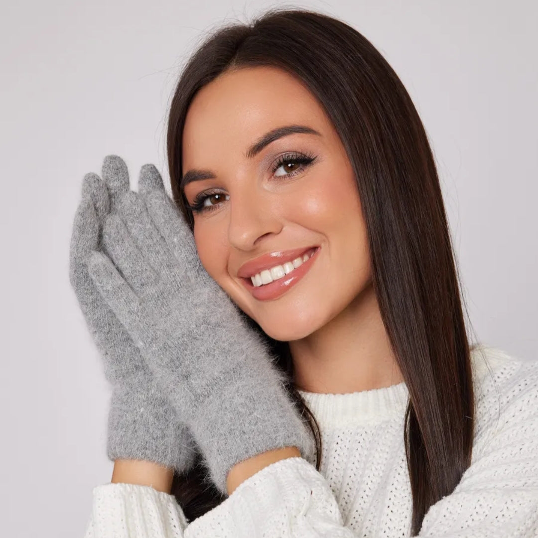 Angora Gloves Gray Women medium size