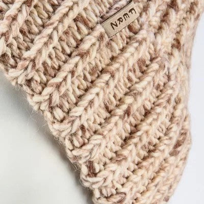 Hat for women Merino wool color powder