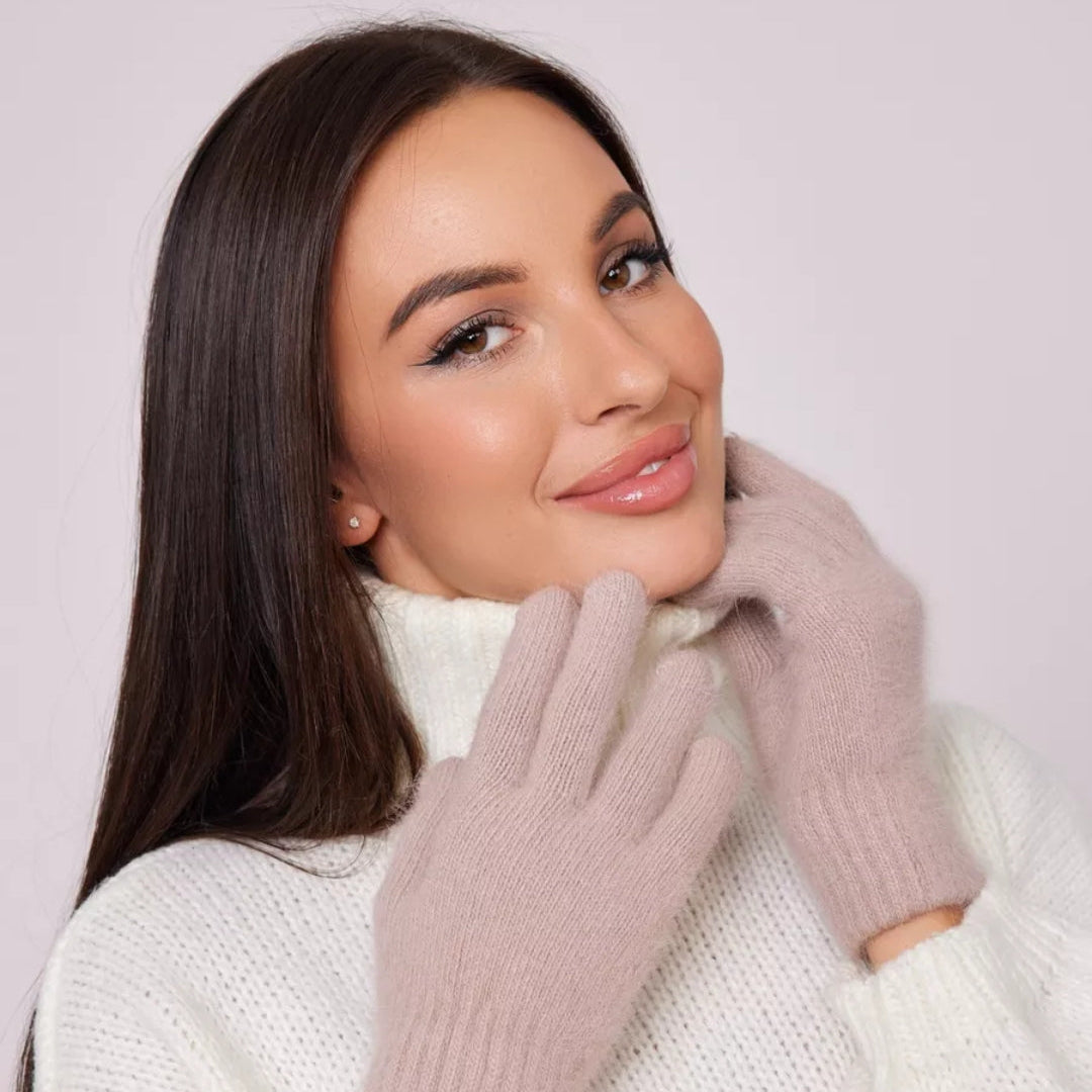 Gloves for women Angora color pink